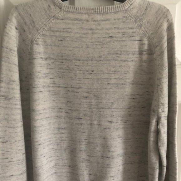 Large MERONA Sweater - Picture 1 of 2